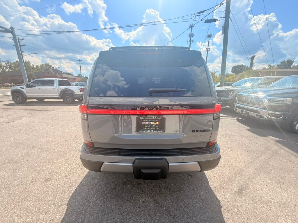 2025 Lexus GX photo 3