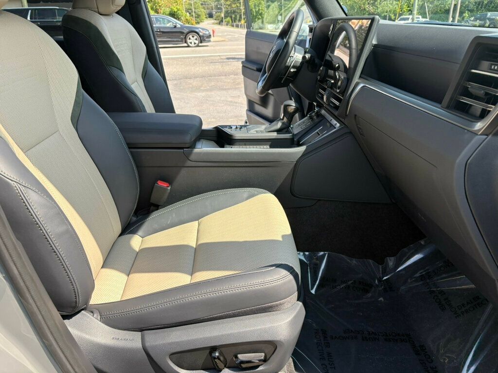 2025 Lexus GX 550 Overtrail photo 25
