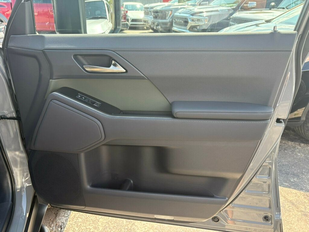 2025 Lexus GX 550 Overtrail photo 27