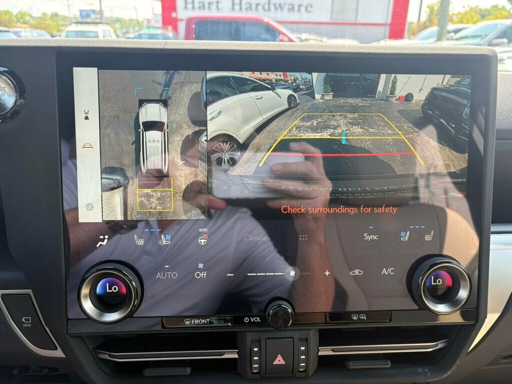 2025 Lexus GX 550 Overtrail photo 36