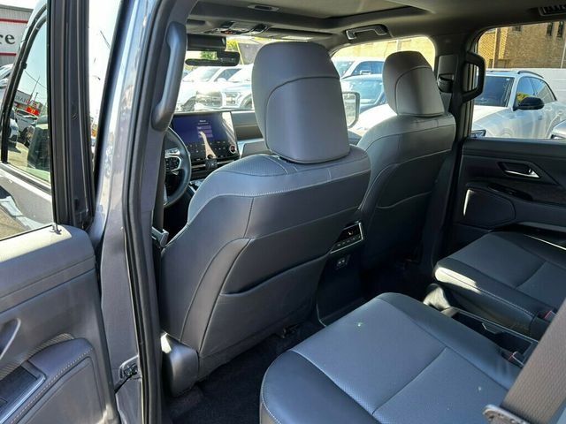 2025 Lexus GX Premium+/HeadsUpDisplay/2ndRowCaptains/BlindSpotMonitor/NAV - 22942293 - 13