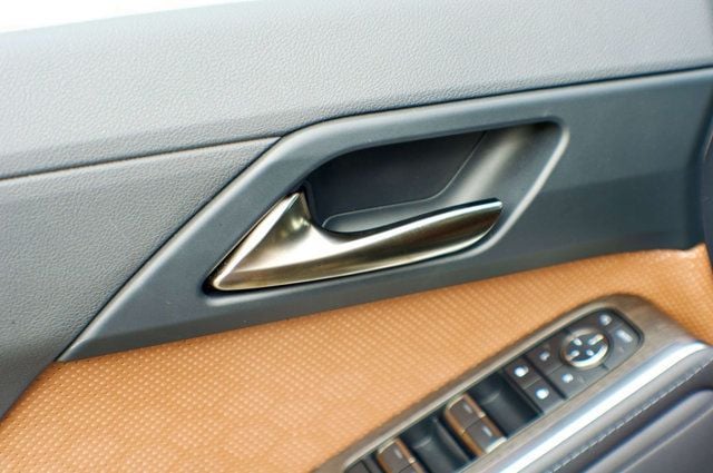 2025 Lexus GX Premium+/Heated&CooledSeats/HeadsUpDisplay/BlindSpot/NAV - 22986936 - 34