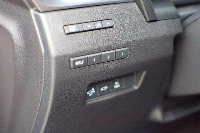 2025 Lexus GX Premium+/Heated&CooledSeats/HeadsUpDisplay/BlindSpot/NAV - 22986936 - 38