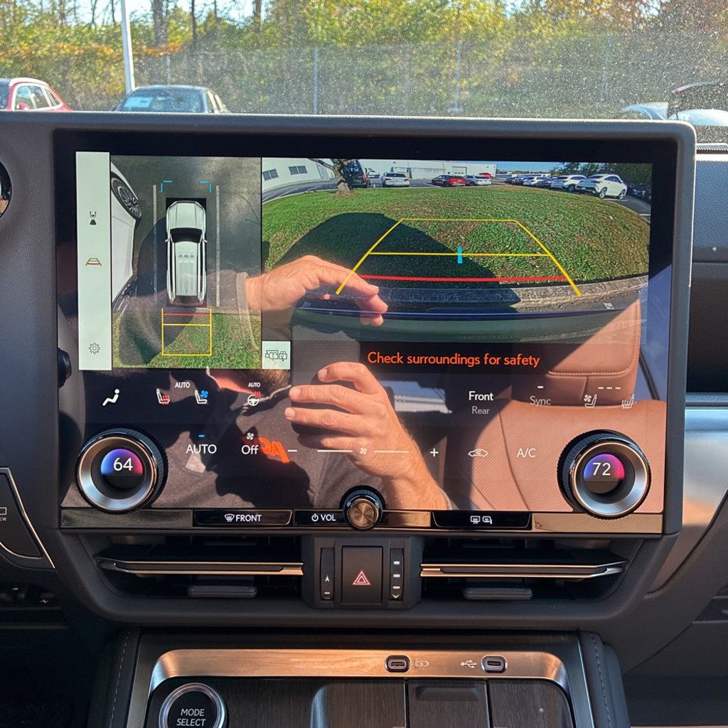 2025 Lexus GX Premium+/Heated&CooledSeats/HeadsUpDisplay/ColdAreaPkg/NAV - 22937593 - 15