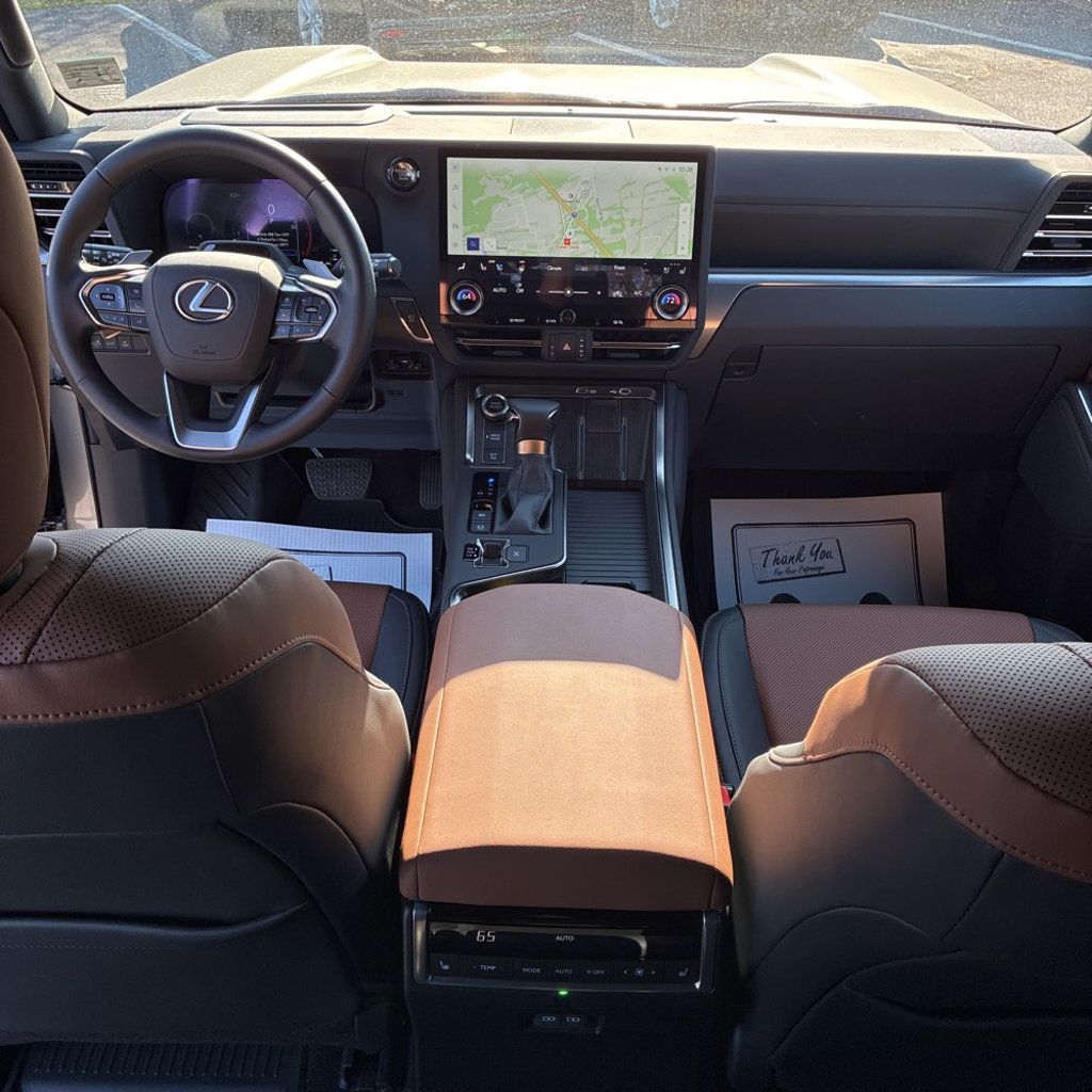 2025 Lexus GX Premium+/Heated&CooledSeats/HeadsUpDisplay/ColdAreaPkg/NAV - 22937593 - 8