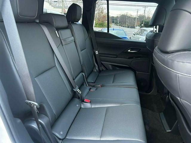 2025 Lexus GX Premium+/Heated&CooledSeats/HeadsUpDisplay/ColdAreaPkg/NAV - 22949177 - 18