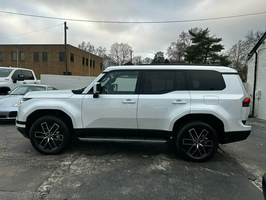 2025 Lexus GX 550 Premium photo 2