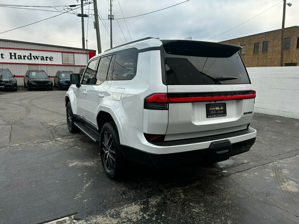 2025 Lexus GX 550 Premium photo 3