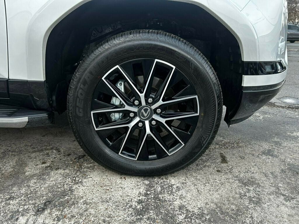 2025 Lexus GX Premium+/Heated&CooledSeats/HeadsUpDisplay/ColdAreaPkg/NAV - 22949177 - 30
