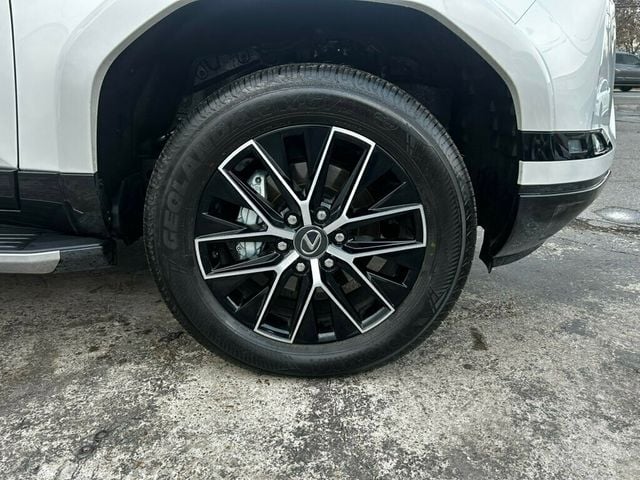 2025 Lexus GX Premium+/Heated&CooledSeats/HeadsUpDisplay/ColdAreaPkg/NAV - 22949177 - 30