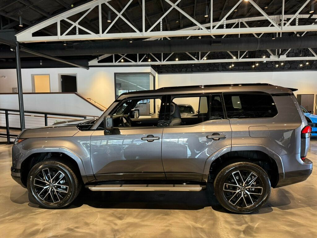 2025 Lexus GX 550 Premium photo 2