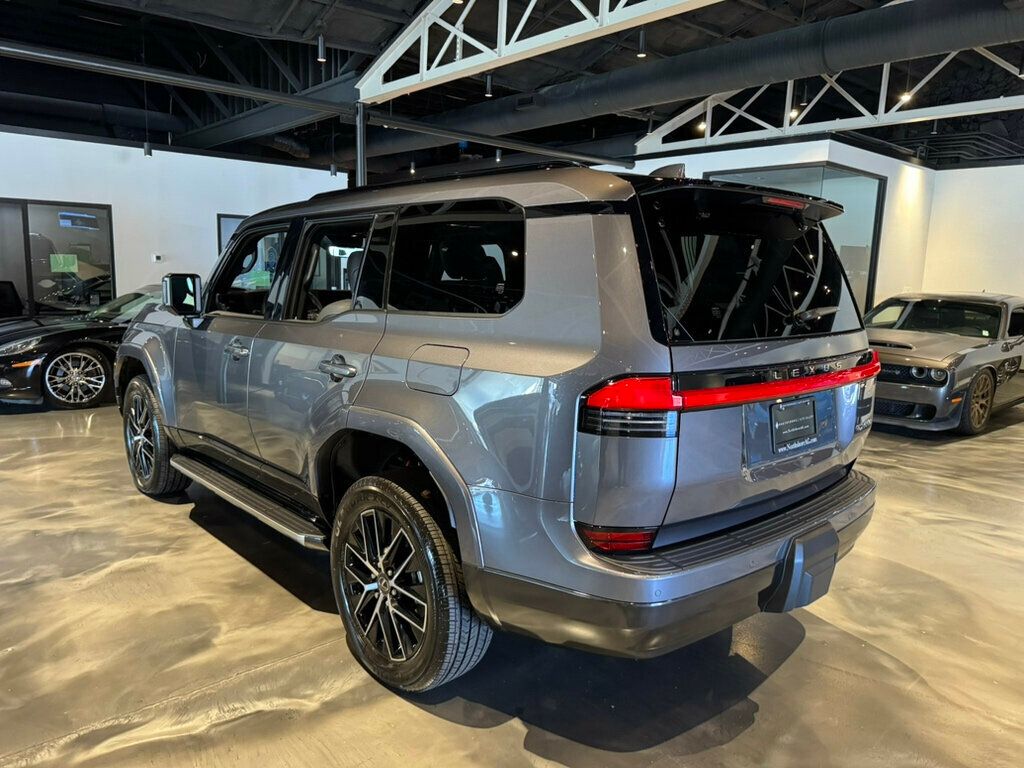 2025 Lexus GX 550 Premium photo 3