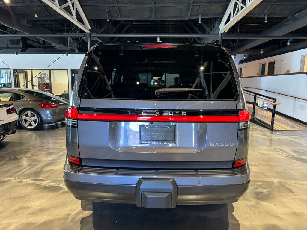2025 Lexus GX 550 Premium photo 4