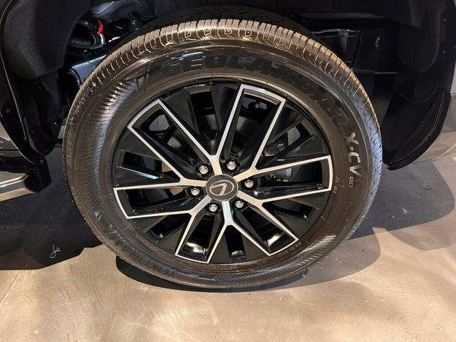 2025 Lexus GX PremiumPlus/TrafficAssist/BlackPkg/ColdAreaPkg/HeadUpDisplay/NAV - 22982873 - 10