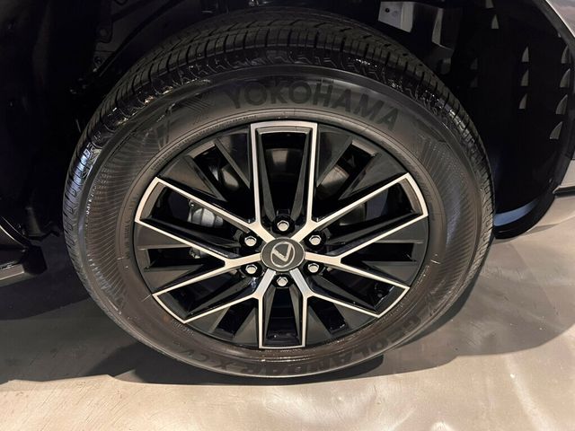 2025 Lexus GX PremiumPlus/TrafficAssist/BlackPkg/ColdAreaPkg/HeadUpDisplay/NAV - 22982873 - 12