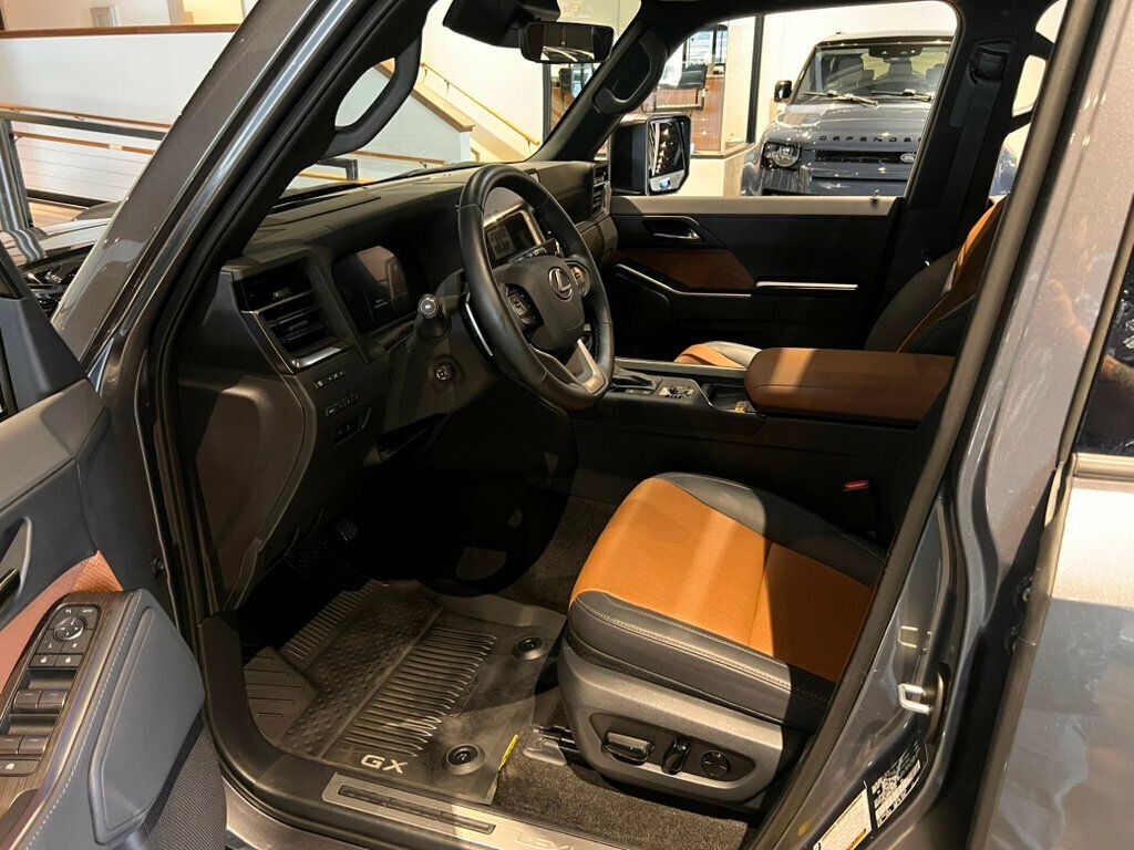 2025 Lexus GX PremiumPlus/TrafficAssist/BlackPkg/ColdAreaPkg/HeadUpDisplay/NAV - 22982873 - 14