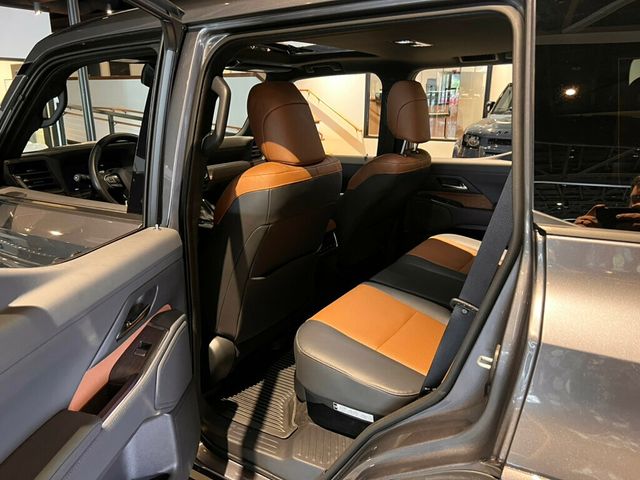 2025 Lexus GX PremiumPlus/TrafficAssist/BlackPkg/ColdAreaPkg/HeadUpDisplay/NAV - 22982873 - 23