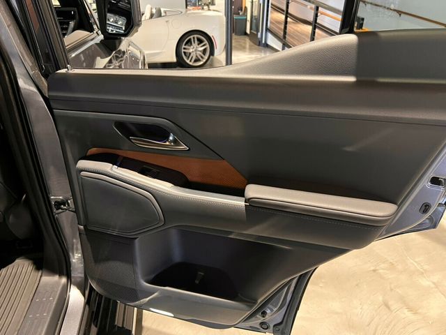 2025 Lexus GX PremiumPlus/TrafficAssist/BlackPkg/ColdAreaPkg/HeadUpDisplay/NAV - 22982873 - 26