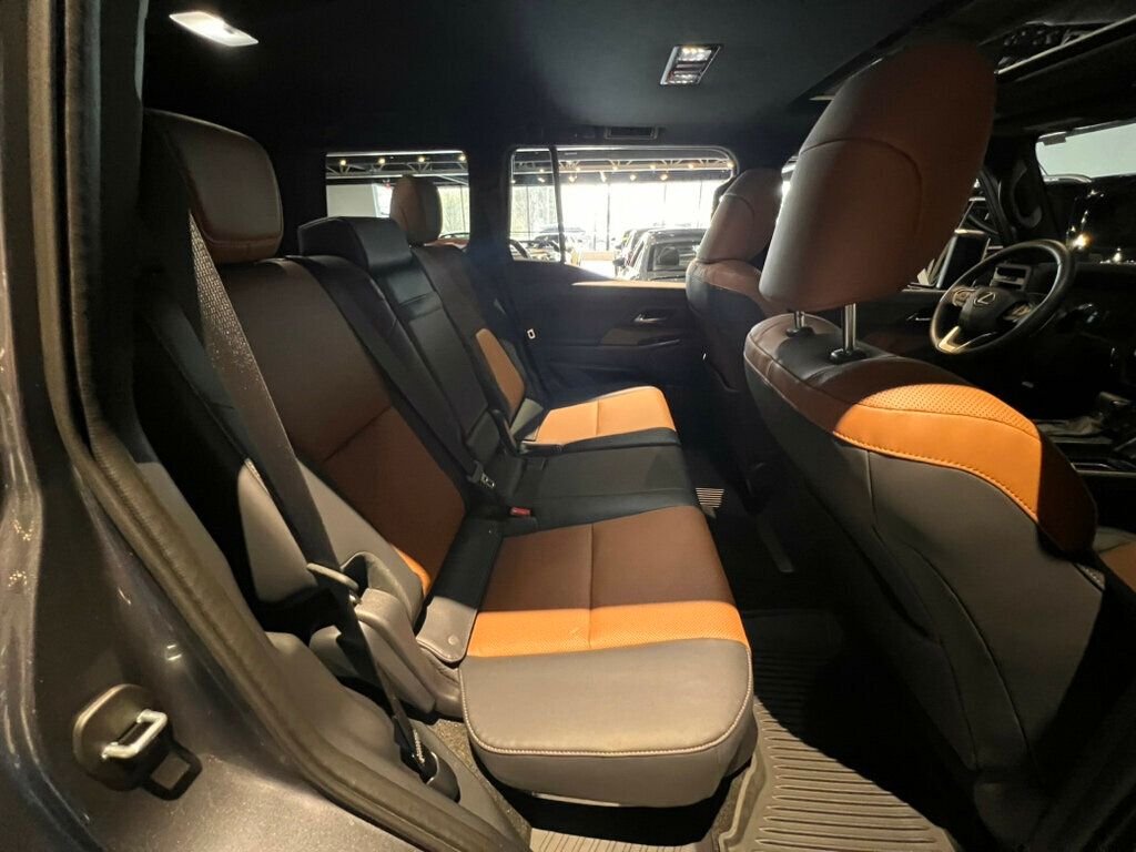 2025 Lexus GX PremiumPlus/TrafficAssist/BlackPkg/ColdAreaPkg/HeadUpDisplay/NAV - 22982873 - 28