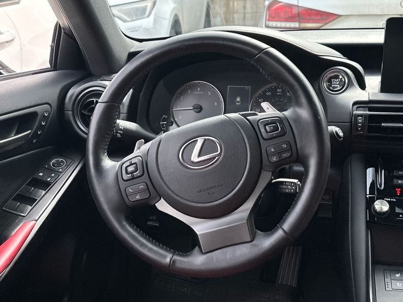2025 Lexus IS IS 300 RWD - 23047521 - 16