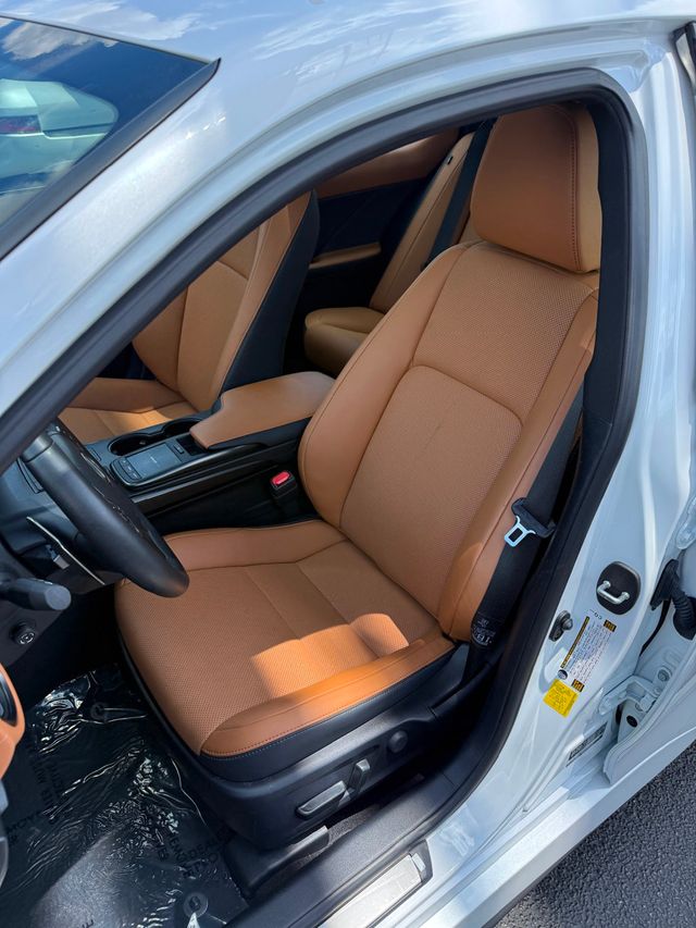 2025 Lexus IS **IS 300 w/PREMIUM PACKAGE** - 23029569 - 9
