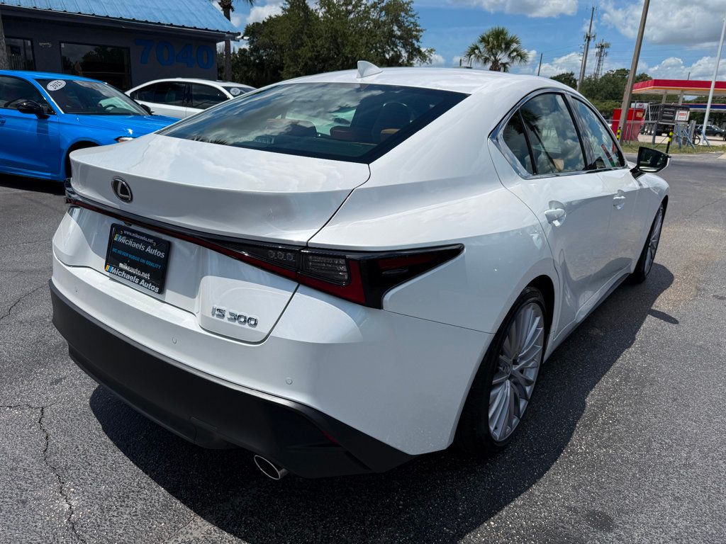 2025 Lexus IS **IS 300 w/PREMIUM PACKAGE** - 23029569 - 4