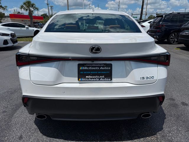 2025 Lexus IS **IS 300 w/PREMIUM PACKAGE** - 23029569 - 5