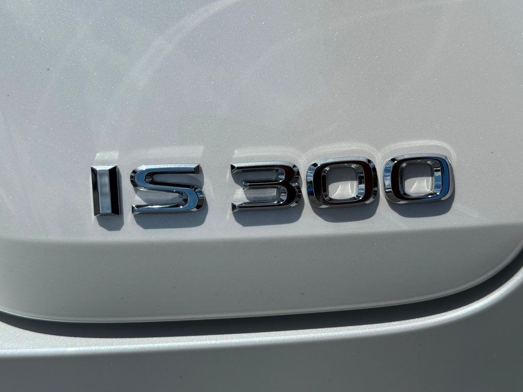 2025 Lexus IS **IS 300 w/PREMIUM PACKAGE** - 23029569 - 8