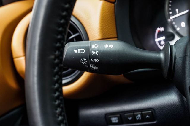 2025 Lexus IS IS 350 F SPORT Design RWD - 23053671 - 35