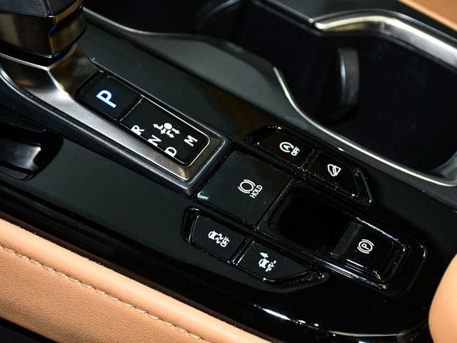 2025 Lexus NX 350 Premium - 23035224 - 36