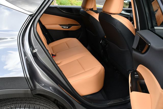 2025 Lexus NX NX 250 FWD 4 Door SUV W/Blind Spot and Smartphone Integration - 22919077 - 17