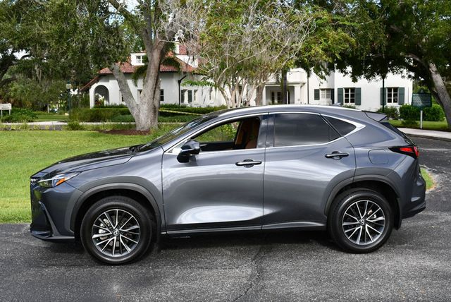 2025 Lexus NX NX 250 FWD 4 Door SUV W/Blind Spot and Smartphone Integration - 22919077 - 25
