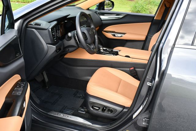 2025 Lexus NX NX 250 FWD 4 Door SUV W/Blind Spot and Smartphone Integration - 22919077 - 40