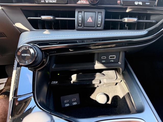 2025 Lexus NX NX 350h AWD - 23084932 - 4