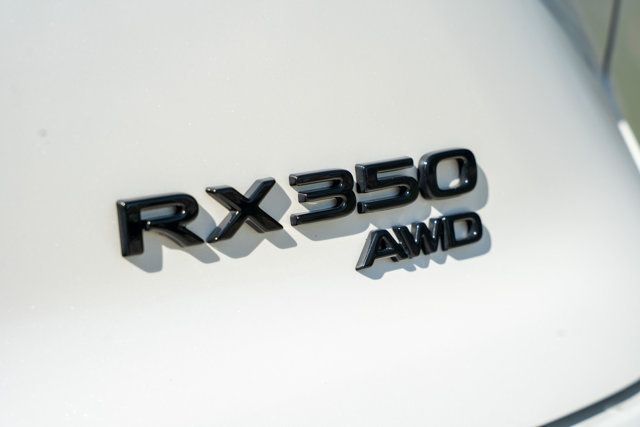 2025 Lexus RX Luxury-AWD/HeadsUpDisplay/Heated&CooledSeats/TechnologyPkg/NAV - 23033763 - 9