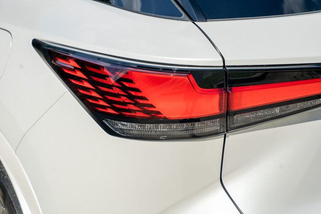 2025 Lexus RX Luxury-AWD/HeadsUpDisplay/Heated&CooledSeats/TechnologyPkg/NAV - 23033763 - 13