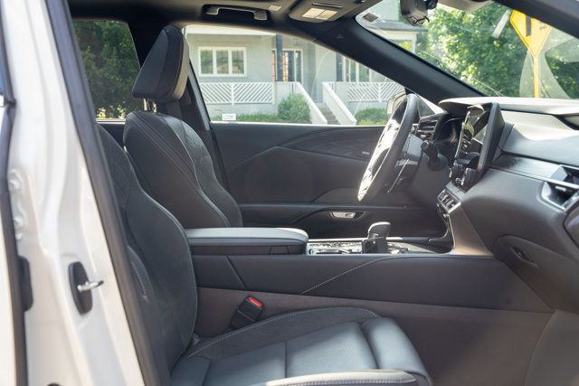 2025 Lexus RX Luxury-AWD/HeadsUpDisplay/Heated&CooledSeats/TechnologyPkg/NAV - 23033763 - 41