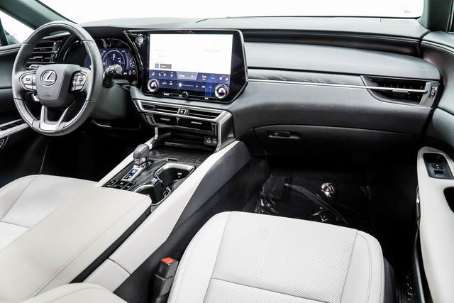 2025 Lexus RX RX 350h AWD - 22981443 - 16