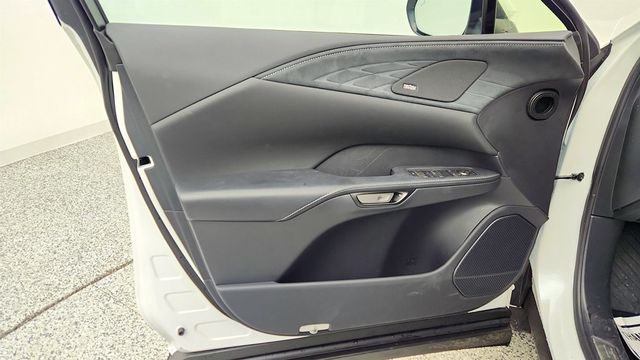 2025 Lexus RX RX 450h+ Luxury AWD w/ Convenience Pkg & M Levinson Audio - 22996181 - 10