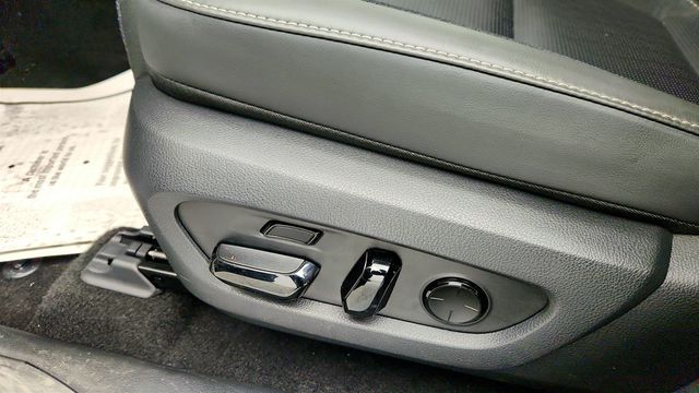 2025 Lexus RX RX 450h+ Luxury AWD w/ Convenience Pkg & M Levinson Audio - 22996181 - 11