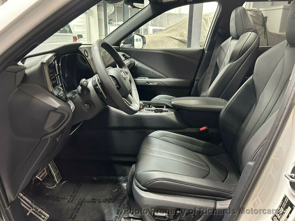2025 Lexus TX TX 500h F SPORT Premium AWD - 22837230 - 12