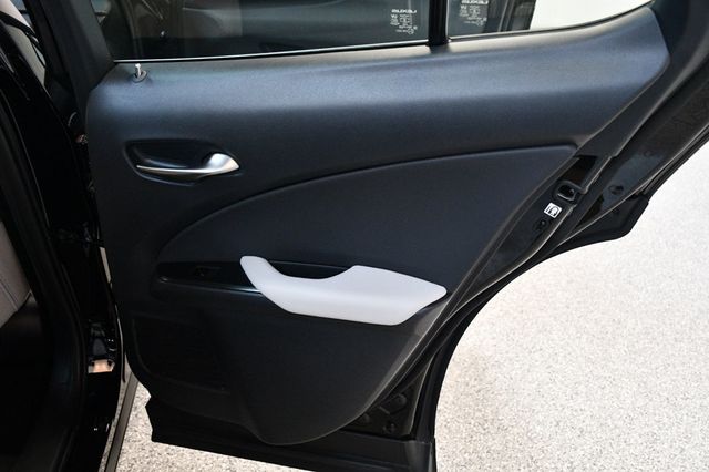 2025 Lexus UX 25 LEXUS UX300h F-SPORT-7K MILES-BLACK - 23050541 - 19