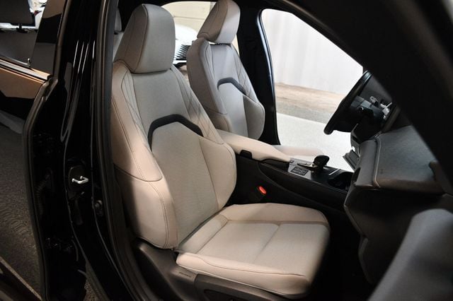 2025 Lexus UX 25 LEXUS UX300h F-SPORT-AWD-7K MILES-BLACK - 23050541 - 41