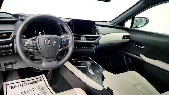 2025 Lexus UX UX 300h AWD with 18'' Wheels, HUD & Power Kick Sensor - 22963409 - 12