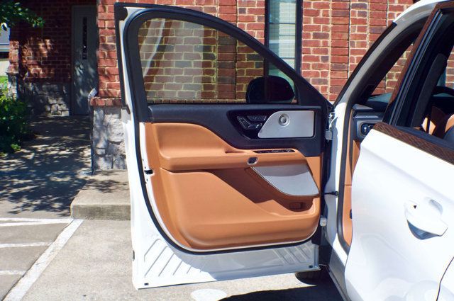 2025 Lincoln Aviator MSRP$93,220/Heated&Cooled Massaging Seats/Jet Appearance Pkg/NAV - 23023722 - 16