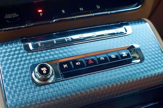 2025 Lincoln Aviator MSRP$93,220/Heated&Cooled Massaging Seats/Jet Appearance Pkg/NAV - 23023722 - 29