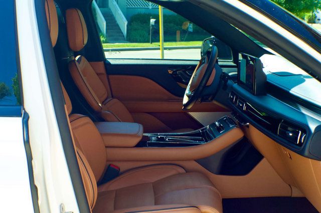 2025 Lincoln Aviator MSRP$93,220/Heated&Cooled Massaging Seats/Jet Appearance Pkg/NAV - 23023722 - 41