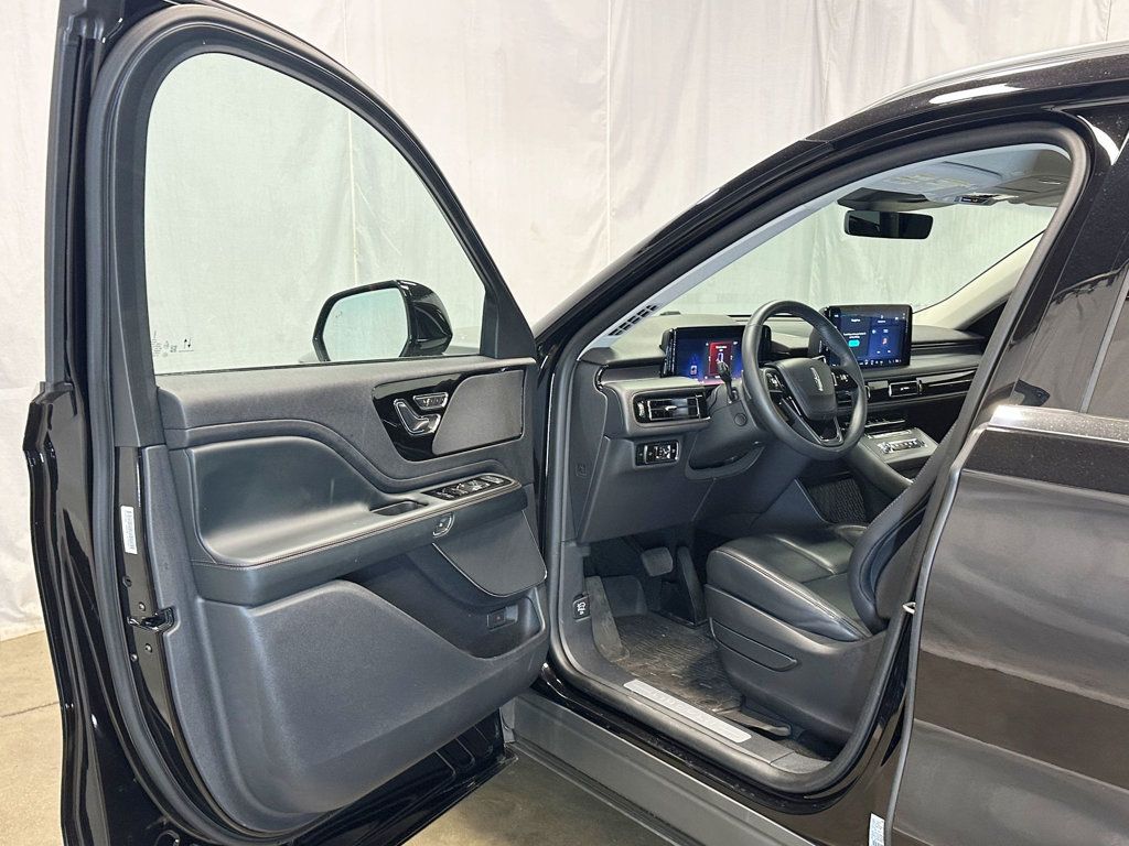 2025 Lincoln Aviator Premiere AWD - 23060906 - 17