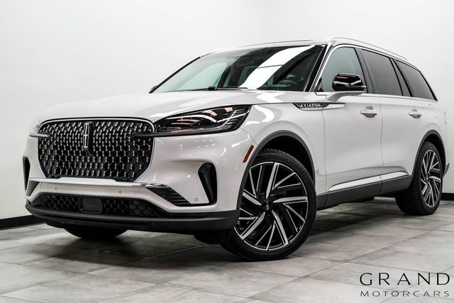 2025 Lincoln Aviator Reserve AWD - 22999770 - 0