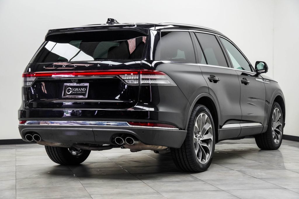 Lincoln Aviator photo 12